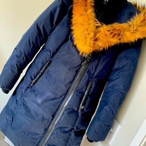 8/10 Condition No Hole No Tears